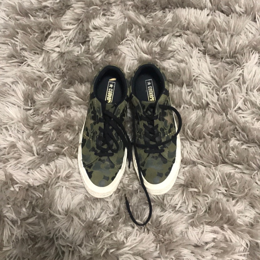 Camo converse